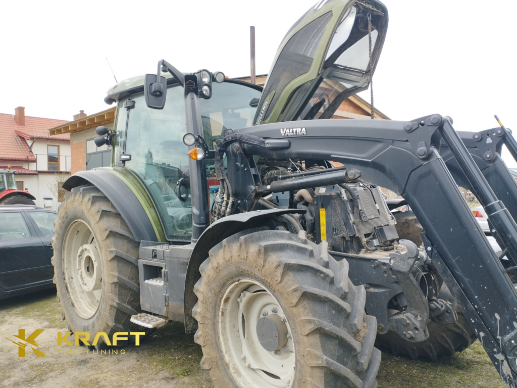 Valtra G105 4.4 litra SISU Tier5 - podniesienie mocy , wyłączenie AdBlue / EGR / DPF oraz wykonanie wydechu ze stali nierdzewnej