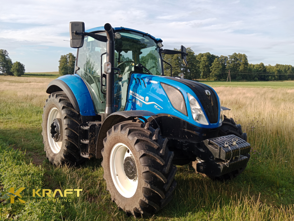 New Holland T5 100 3.6 litra - wyłączenie SCR / AdBlue. Ciągnik był w trybie awaryjnym wywołanym usterką w układzie AdBlue. Po zaledwie 1.5h ciągnik mógł wrócić do transportu w czasie żniw bez ryzyka ponownej usterki.